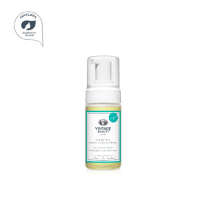 cleaning acne skin