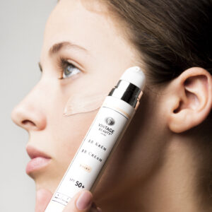 BB cream light